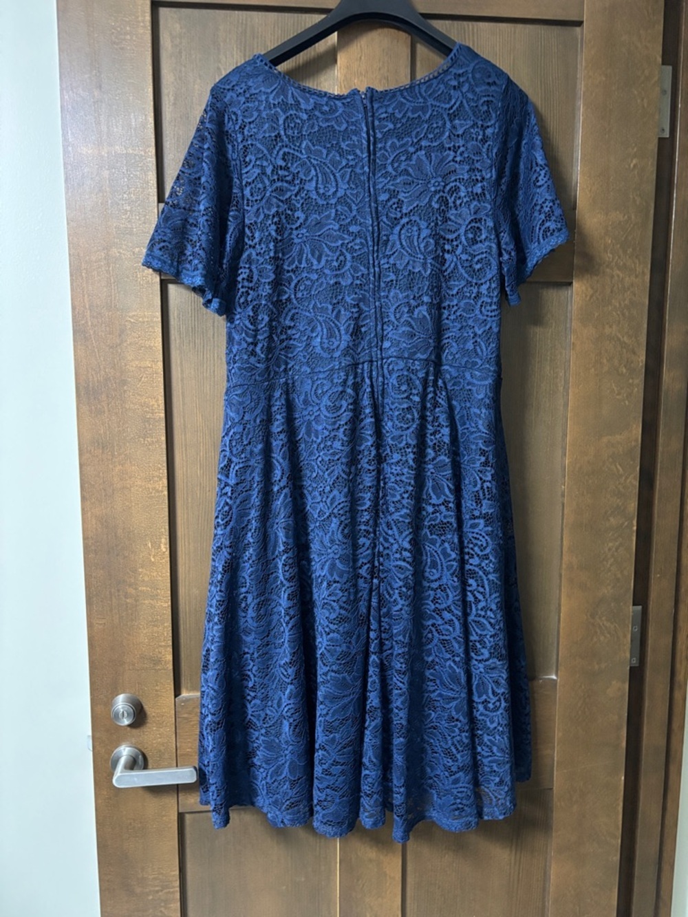 Torrid Navy Lace V-Neck Mini Short Sleeve Dress Size 18 - Picture 7 of 8